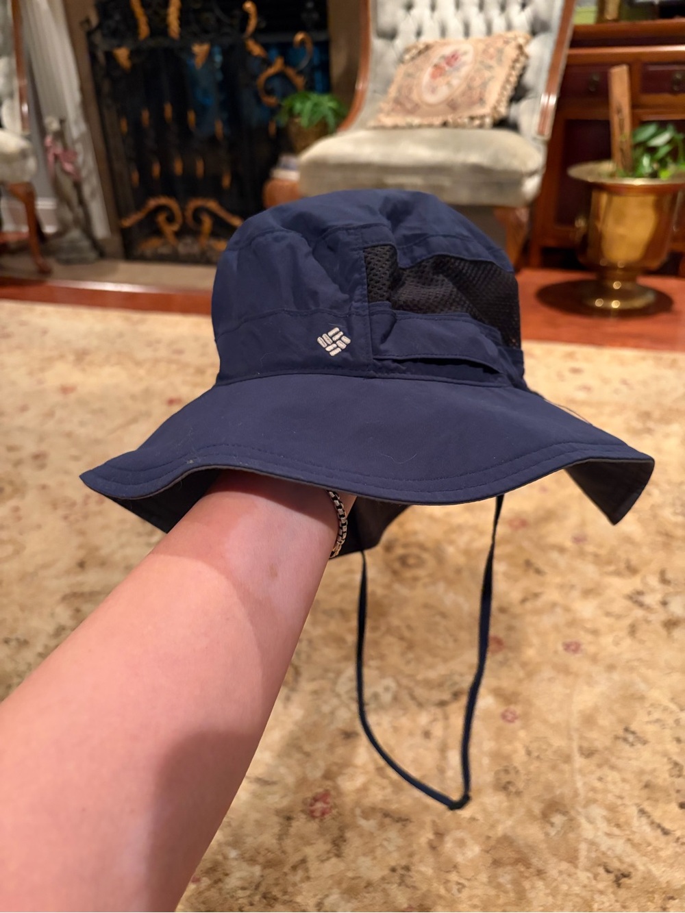 Columbia Unisex Navy Sun Hat with Chin Strap coastal GUC activewear